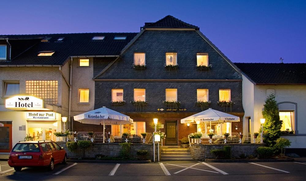 Hotel zur Post - Hotel de null estrellas en Arnsberg, Arnsberg - photo 1