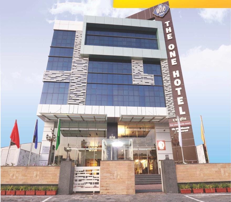 The One Hotel - 4-star hotel in Aurangabad, Aurangabad - photo 1