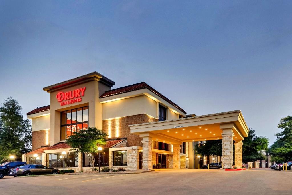 Drury Inn & Suites Austin North - 3-star hotel in Austin, Austin - photo 1