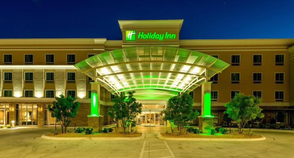 Holiday Inn Austin Airport by IHG - 3-star hotel in Austin, Austin - photo 1