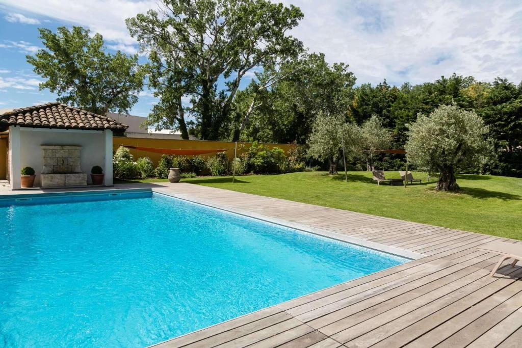 Best Western Plus Le Lavarin Avignon - 4-star hotel in Avignon, Avignon - photo 1