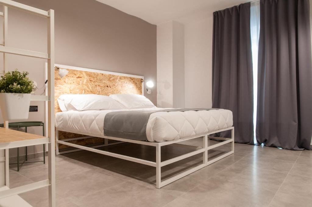 IRON Hotel - Hotel de 3 estrellas en Bari, Bari - photo 1