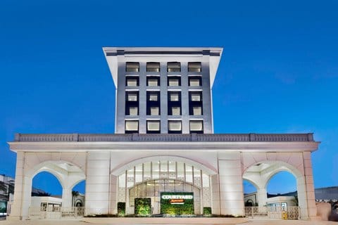 Courtyard by Marriott Bengaluru Hebbal - Hôtel 5 étoiles, Bengaluru, Bengaluru - photo 1