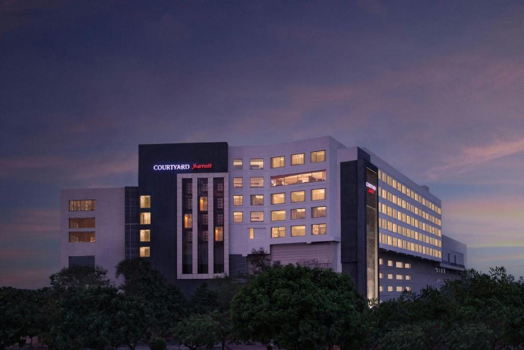 Courtyard by Marriott Bhopal - 5-star hotel in Bhopal, Bhopal - photo 1