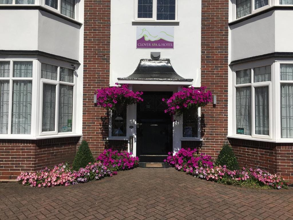 Clover Spa and Hotel - 3-star hotel in Birmingham, Birmingham - photo 1