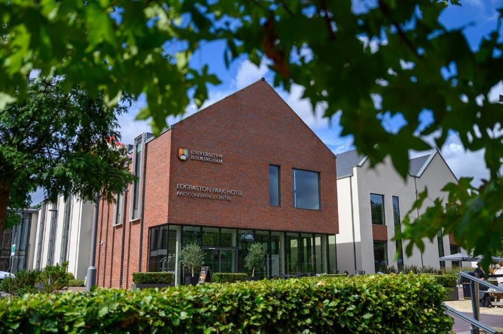 Edgbaston Park Hotel Birmingham - 4-star hotel in Birmingham, Birmingham - photo 1
