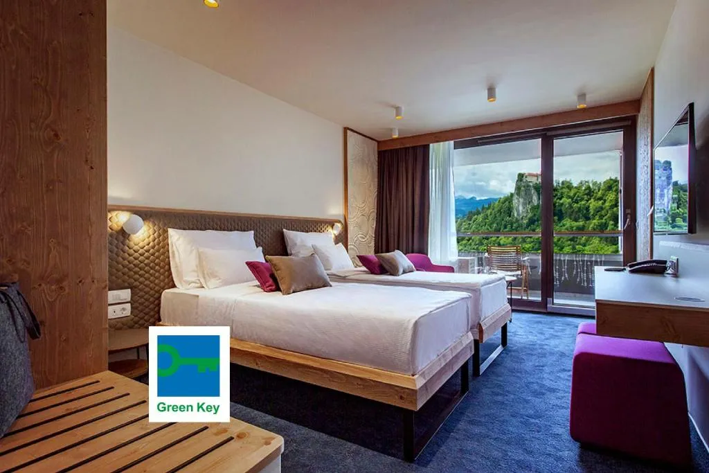 Hotel Park - Sava Hotels & Resorts - Hotel de 4 estrelas em Lake Shore, Bled - photo 1