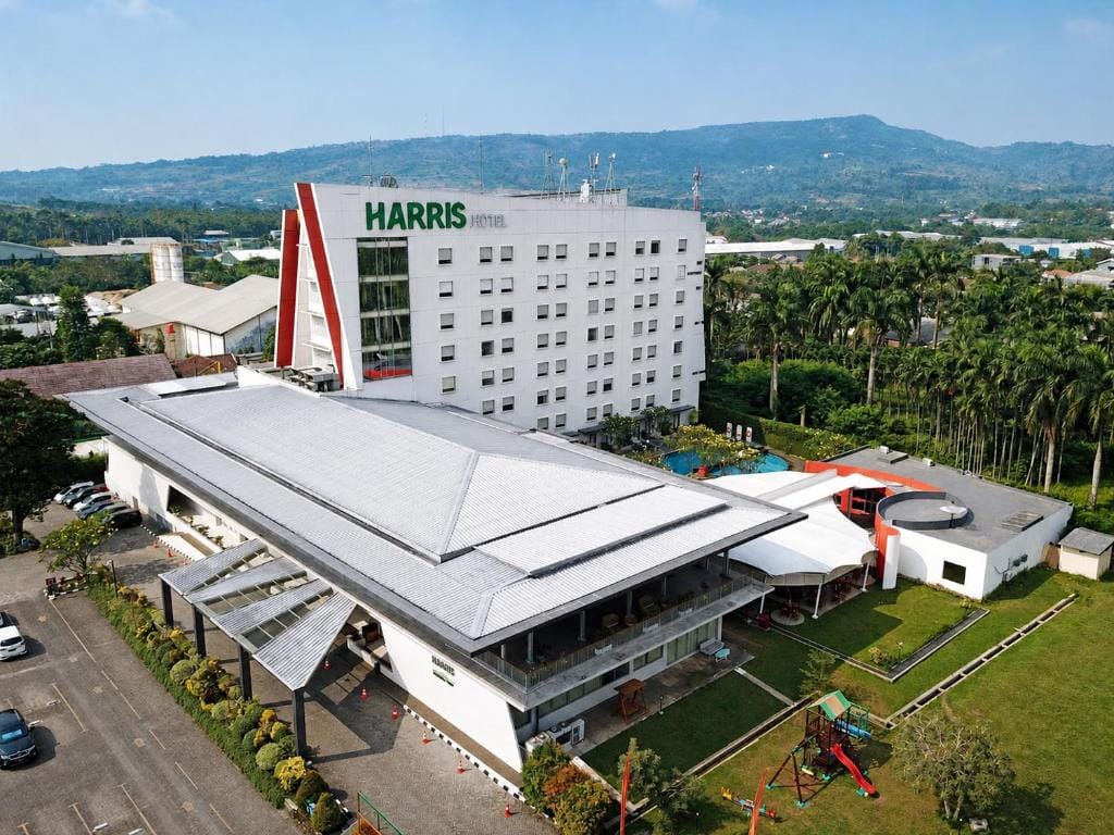 HARRIS Hotel Sentul City Bogor - 4-star hotel in Bogor, Bogor