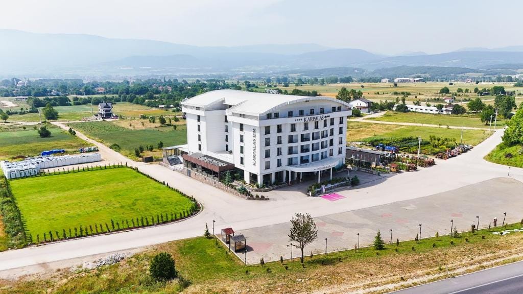 Karpalas City Hotel & Spa - 4-star hotel in Bolu, Bolu - photo 1