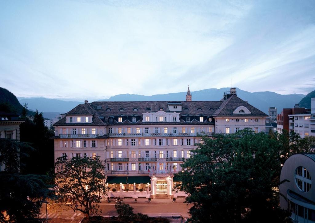 Parkhotel Laurin - 4-star hotel in Bolzano, Bolzano - photo 1