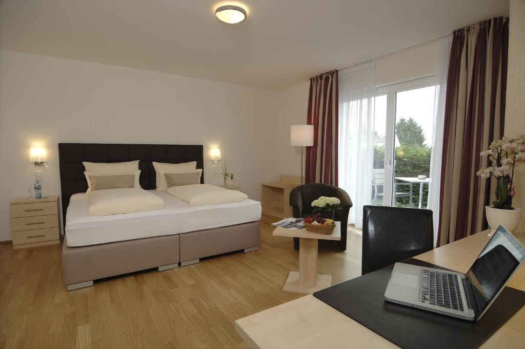 Hotel-Restaurant Sebastianushof - 4-star hotel in Bonn, Bonn - photo 1