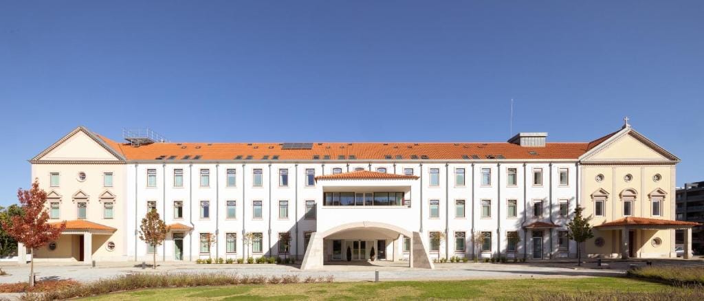 Stella Braga Aparthotel - 4-star hotel in Braga, Braga - photo 1