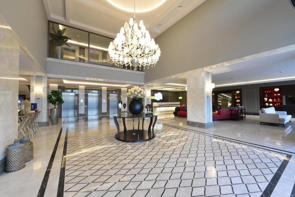 Holiday Inn Bursa - City Centre by IHG - 4-star hotel in Bursa, Bursa - photo 1