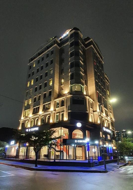 AG405 Hotel - 3-star hotel in Busan, Busan - photo 1
