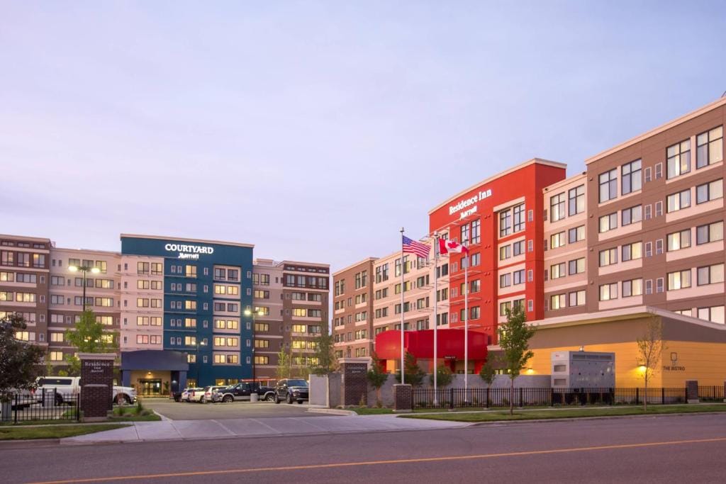 Residence Inn by Marriott Calgary South - 3-star hotel in Calgary, Calgary - photo 1