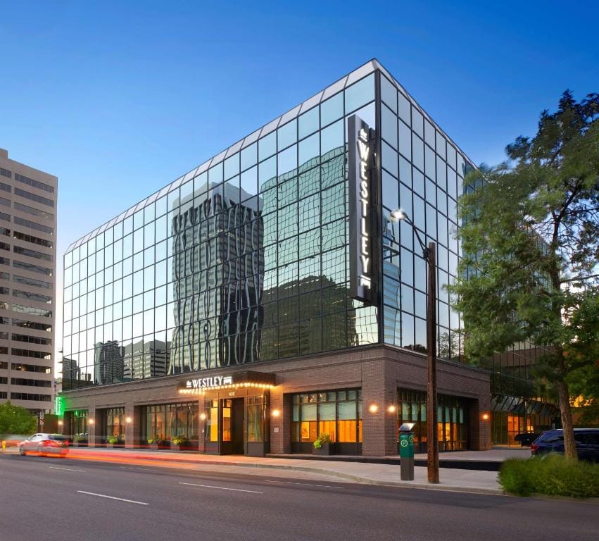 The Westley Calgary Downtown, Tapestry Collection By Hilton - 4-star hotel in Calgary, Calgary - photo 1