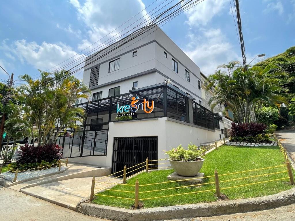 Hotel Casa Kreenty - Hotel de 4 estrelas em Cali, Cali - photo 1