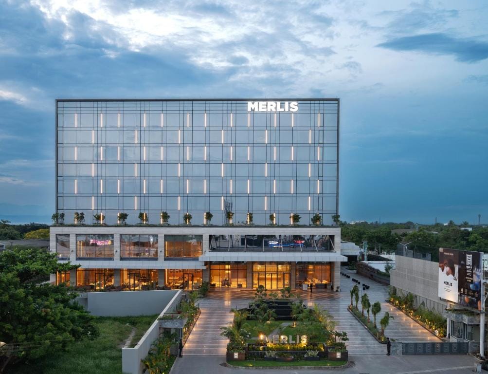 Merlis Hotel Coimbatore - 5-star hotel in Coimbatore, Coimbatore - photo 1