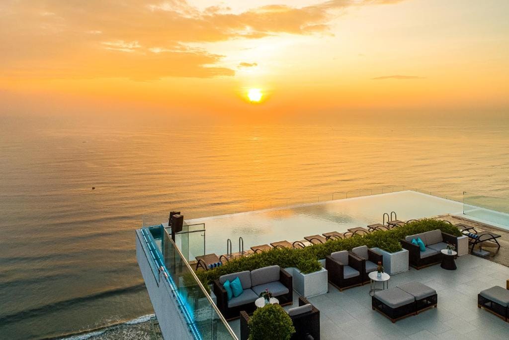 TMS Hotel Da Nang Beach - 5-star hotel in Da Nang, Da Nang - photo 1