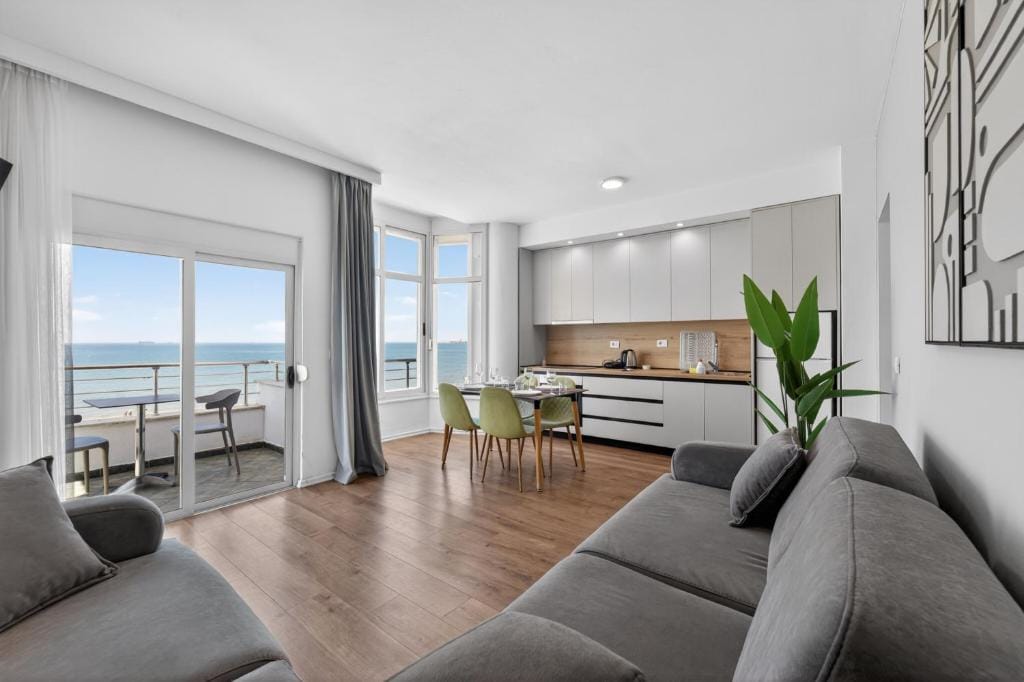 Wave Beachfront Apartments - null-star hotel in Durrës, Durrës - photo 1