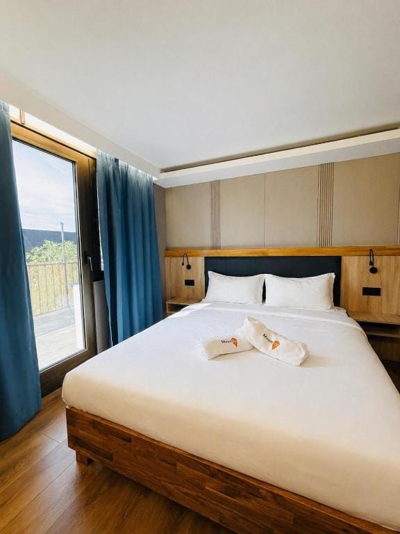 Mooncity Hotel & Boardinghouse Düsseldorf - Hotel de null estrelas em Düsseldorf, Düsseldorf - photo 1