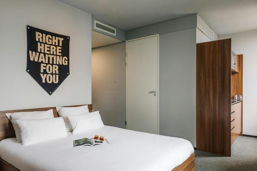 The Social Hub Eindhoven - 4-star hotel in Eindhoven, Eindhoven - photo 1