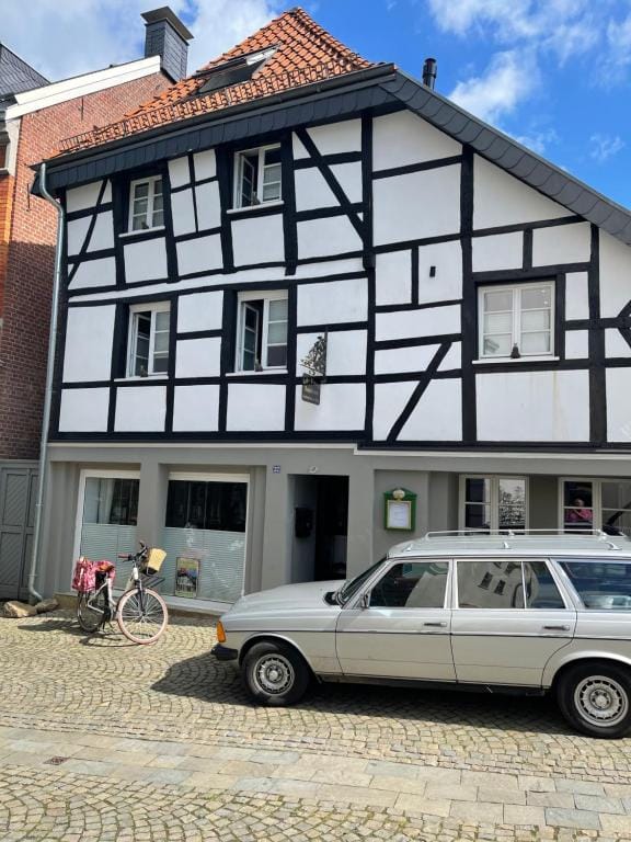 Pension Ruhrfrosch - null-star hotel in Essen, Essen - photo 1