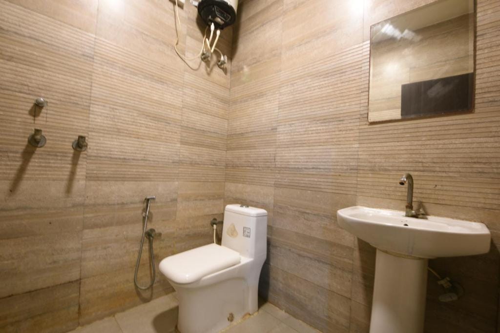 Hotel Stay 21 - 5-star hotel in Faridabad, Faridabad - photo 1