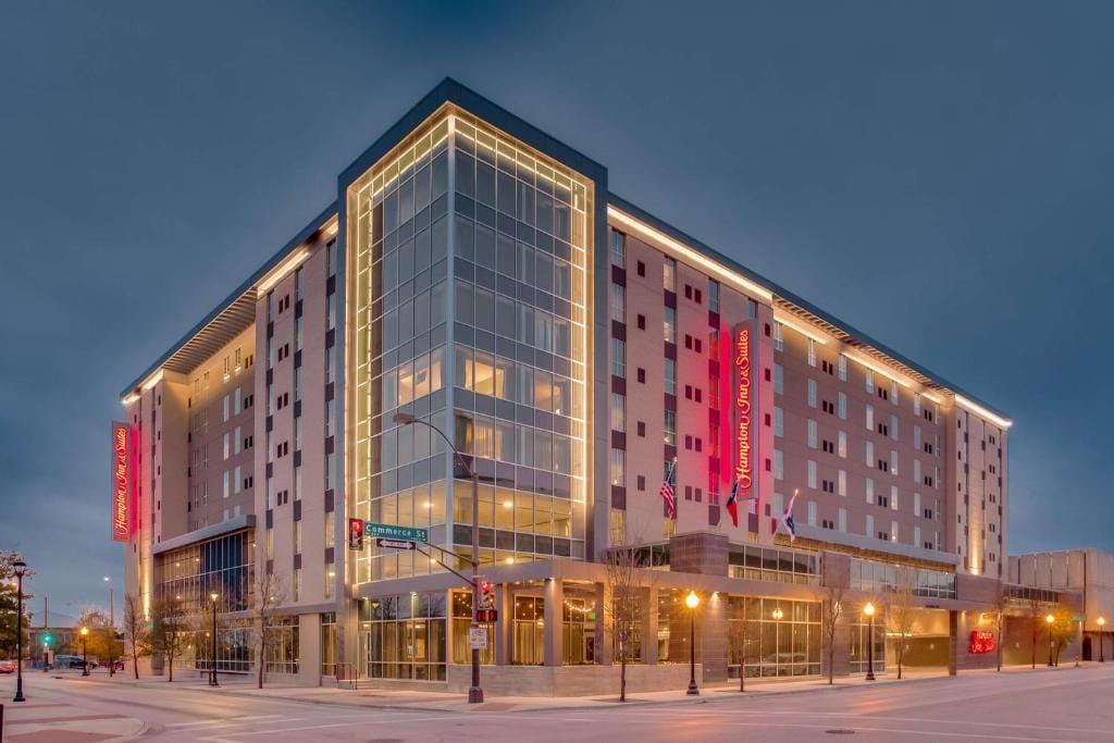 Hampton Inn & Suites Fort Worth Downtown - 3-star hotel in Fort Worth, Fort Worth - photo 1