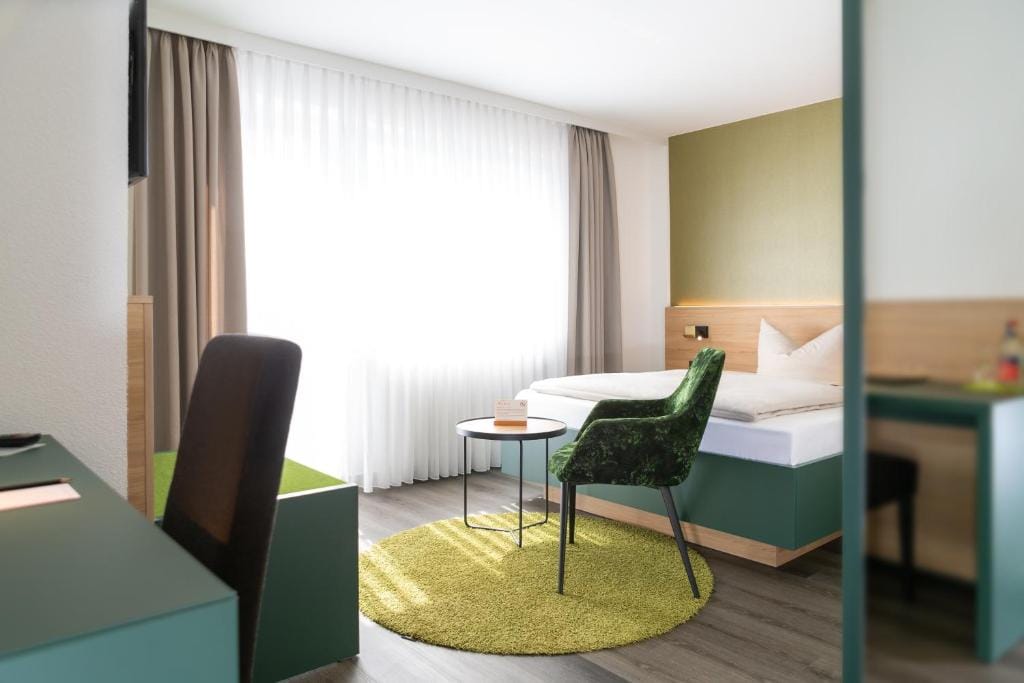 Hotel-Restaurant Bierhäusle - 3-star hotel in Freiburg im Breisgau, Freiburg im Breisgau - photo 1