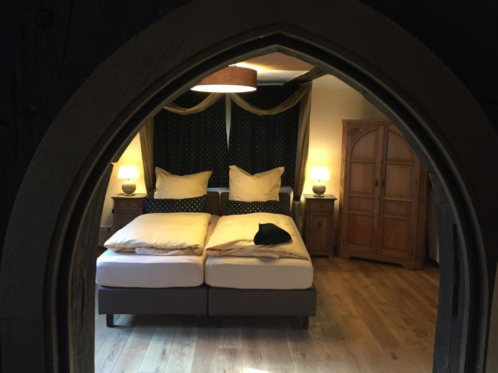 McMüller's Kemenate Fulda - Hotel de null estrellas en Fulda, Fulda - photo 1