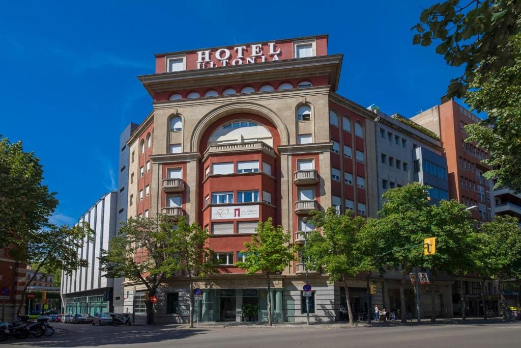 Hotel Ultonia - 3-star hotel in Girona, Girona - photo 1