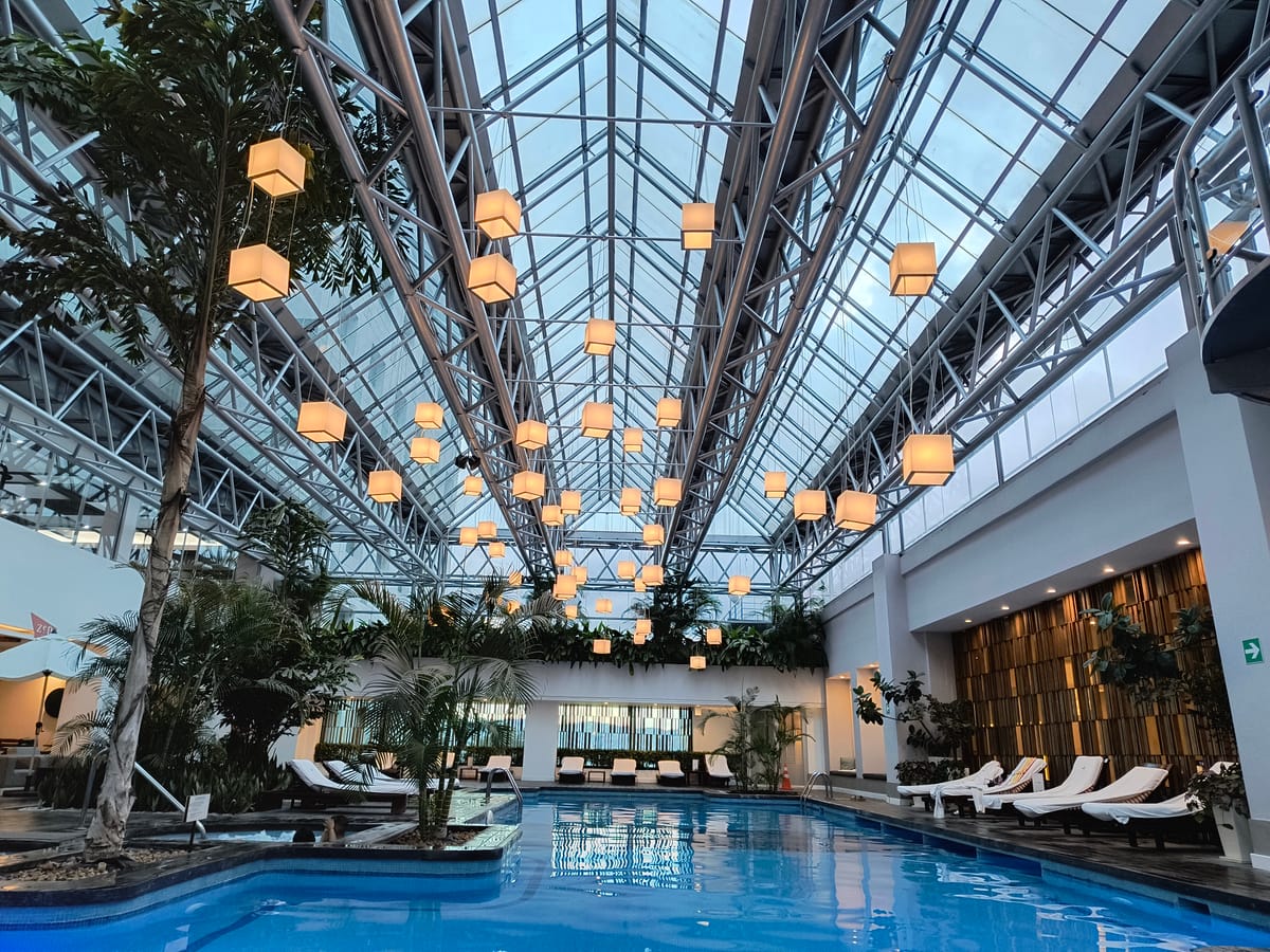 Tikal Futura - Hotel de 5 estrelas em Guatemala City, Guatemala City - photo 1