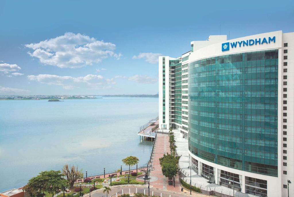 Wyndham Guayaquil, Puerto Santa Ana - 5-star hotel in Guayaquil, Guayaquil - photo 1