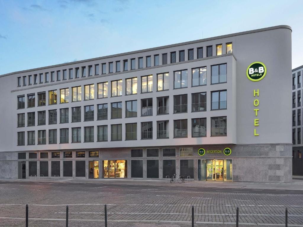 B&B Hotel Halle (Saale) - 3-star hotel in Halle an der Saale, Halle an der Saale - photo 1