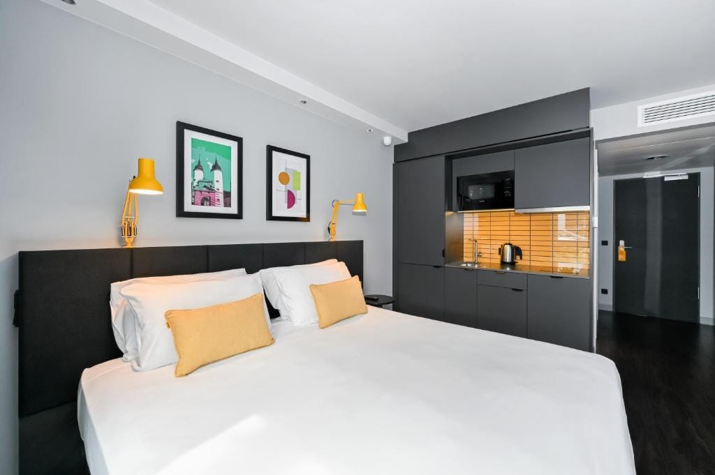 Staycity Aparthotels Heidelberg - 4-star hotel in Heidelberg, Heidelberg - photo 1