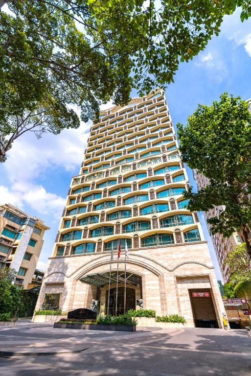 Sherwood Suites - 5-star hotel in Ho Chi Minh City, Ho Chi Minh City - photo 1