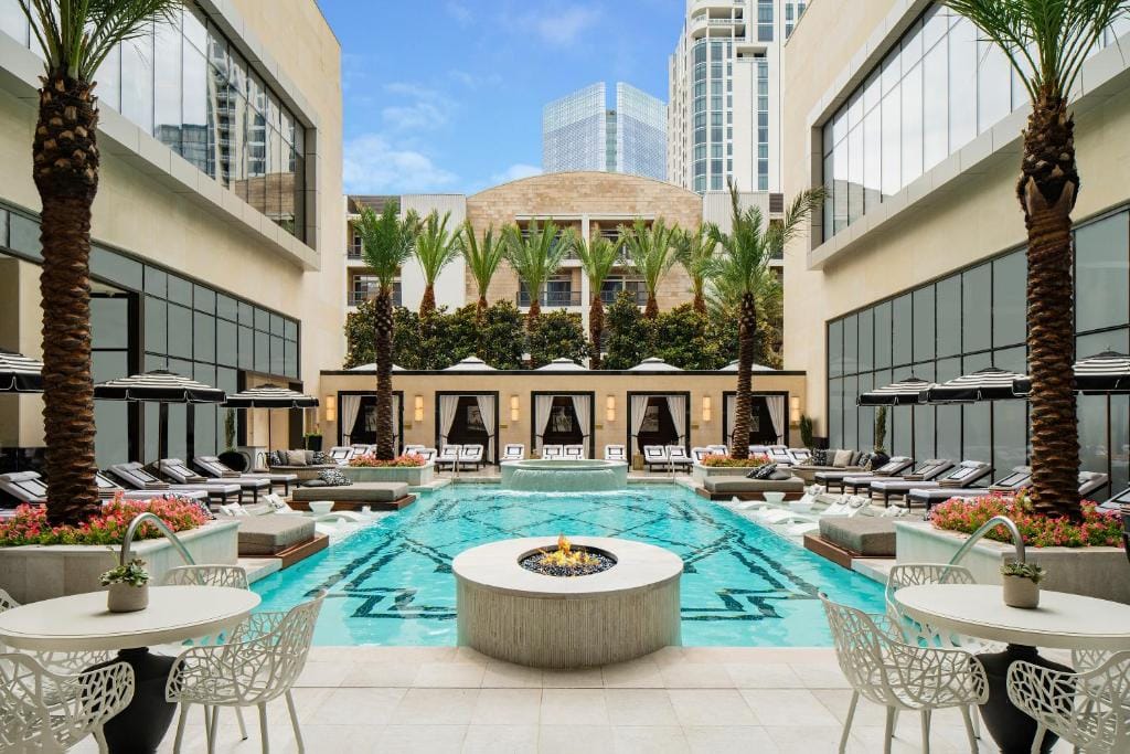 The Post Oak Hotel at Uptown Houston - 5-star hotel in Houston, Houston - photo 1