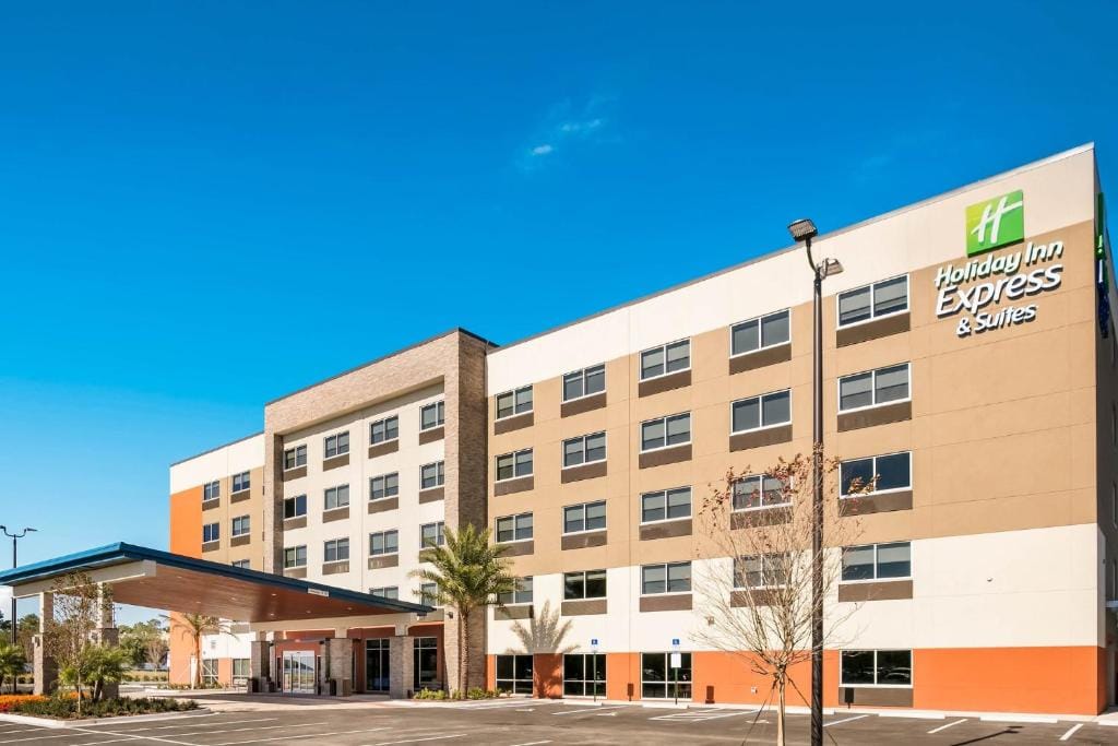 Holiday Inn Express & Suites Jacksonville - Town Center by IHG - Hotel de 3 estrelas em Jacksonville, Jacksonville - photo 1