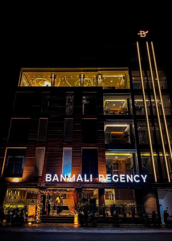BANMALI REGENCY - 3-star hotel in Jamshedpur, Jamshedpur - photo 1
