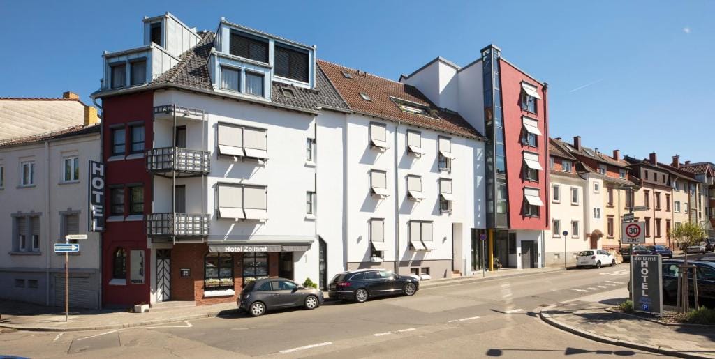 Maurers Zollamt Hotel - 4-star hotel in Kaiserslautern, Kaiserslautern - photo 1