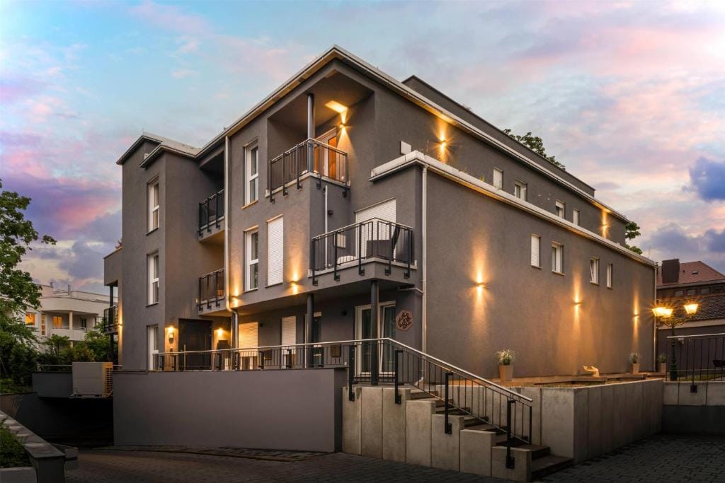 ANA Suites Karlsruhe, Trademark Collection by Wyndham - 3-star hotel in Karlsruhe, Karlsruhe - photo 1