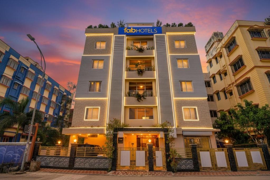 FabHotel Anchorage Inn - Nr Axis Mall - 3-star hotel in Kolkata, Kolkata - photo 1
