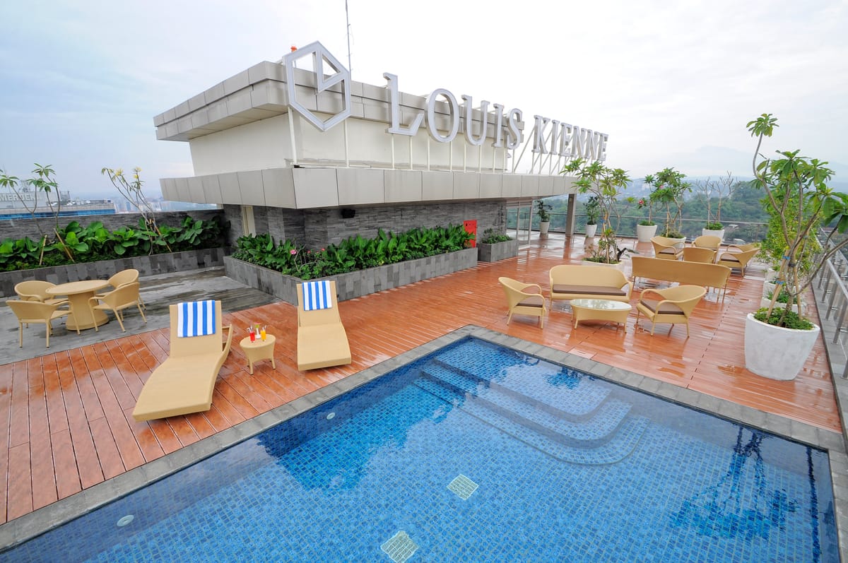 Hotel Louis Kienne Pandanaran - 4-star hotel in Kota Semarang, Kota Semarang - photo 1