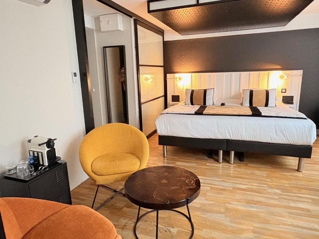 Hôtel La Fabrique - Hotel de 3 estrelas em La Rochelle, La Rochelle - photo 1