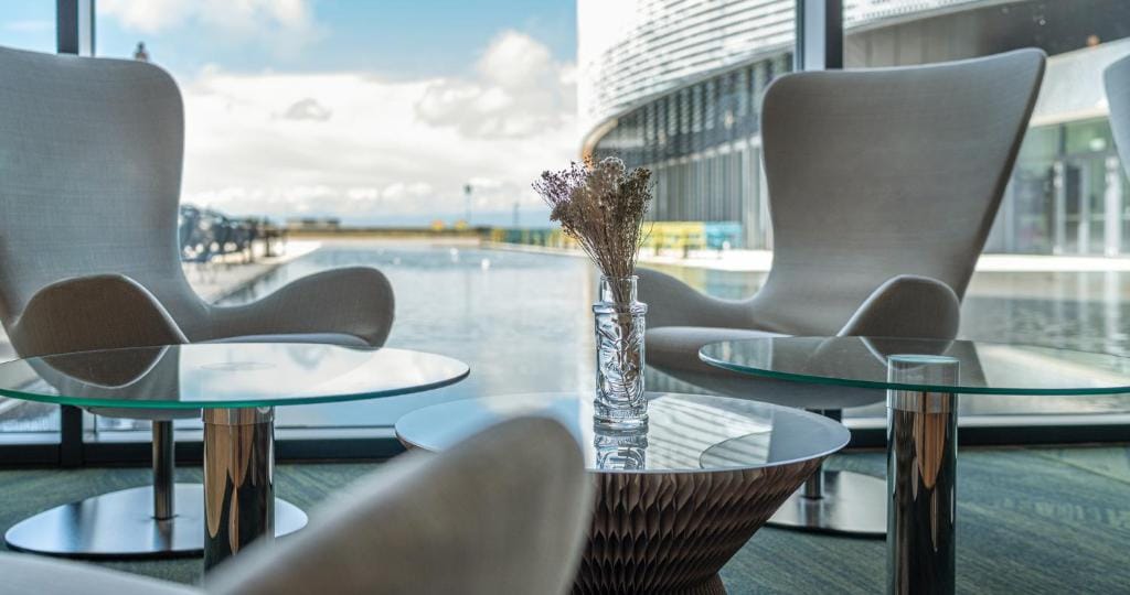Aquatis Hotel - 4-star hotel in Lausanne, Lausanne - photo 1