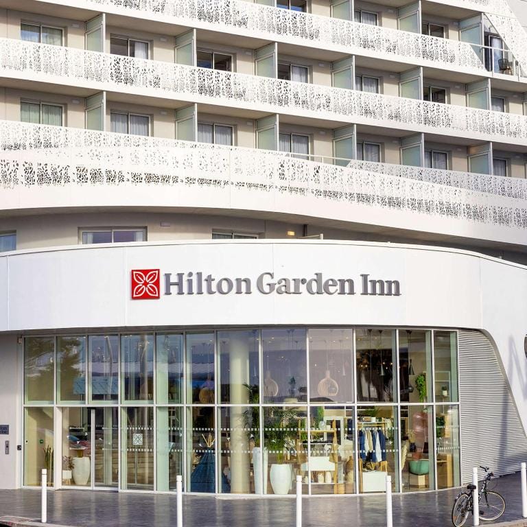 Hilton Garden Inn Le Havre Centre - 4-star hotel in Le Havre, Le Havre - photo 1