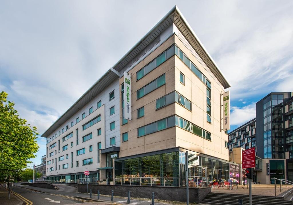 Holiday Inn Express Leeds City Centre - Armouries by IHG - 3-star hotel in Leeds, Leeds - photo 1
