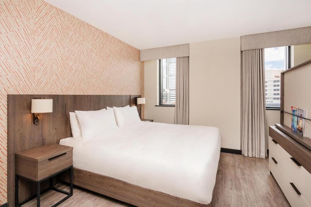 Hyatt House Aparthotel Leeds - 4-star hotel in Leeds, Leeds - photo 1