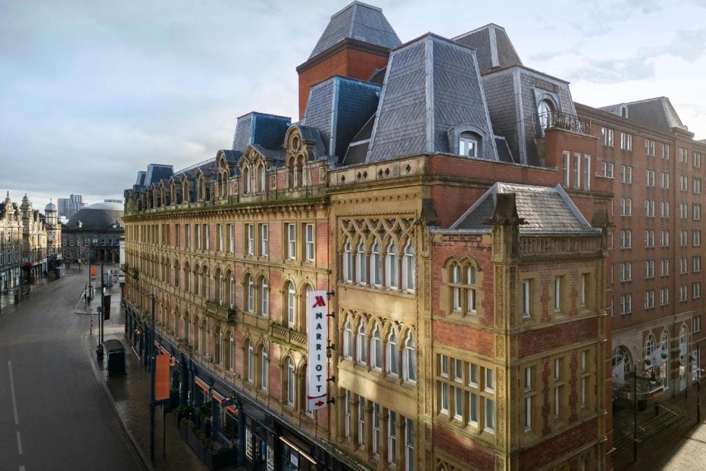 Leeds Marriott Hotel - 4-star hotel in Leeds, Leeds - photo 1